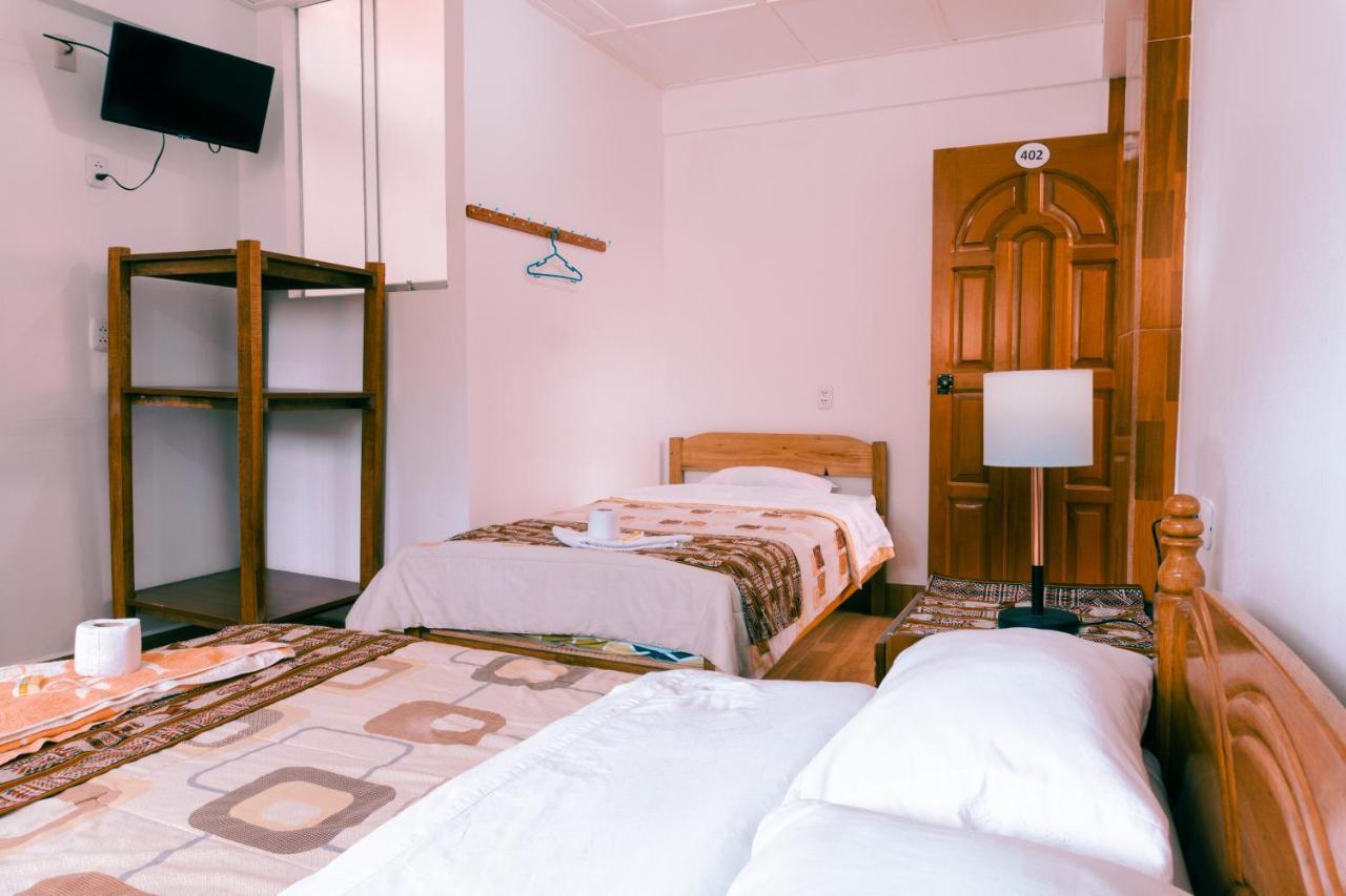 Hostal Mi Peru 查查波亚斯 外观 照片