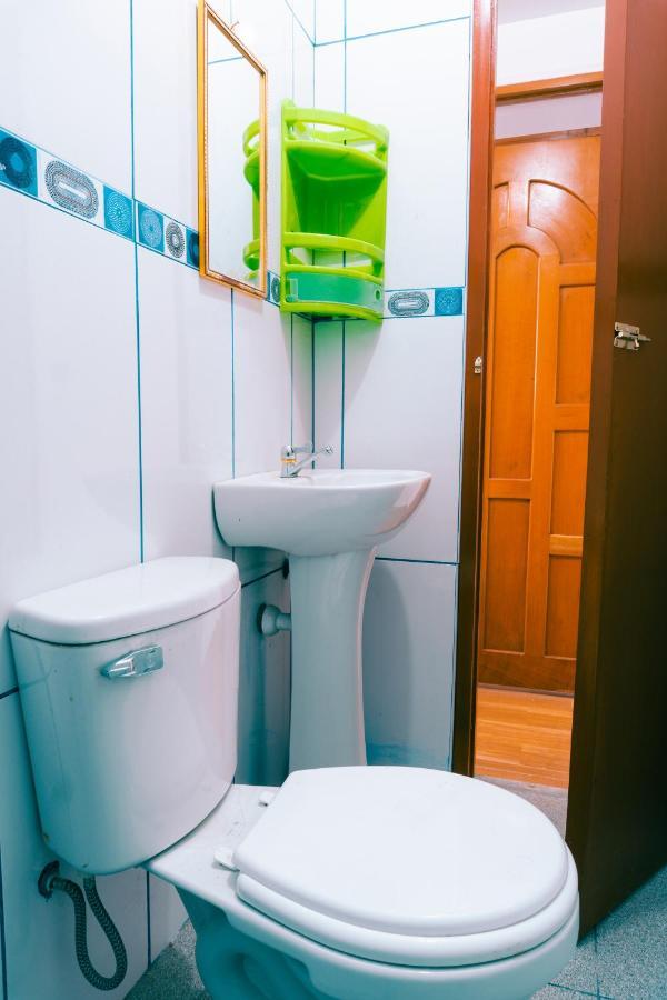 Hostal Mi Peru 查查波亚斯 外观 照片