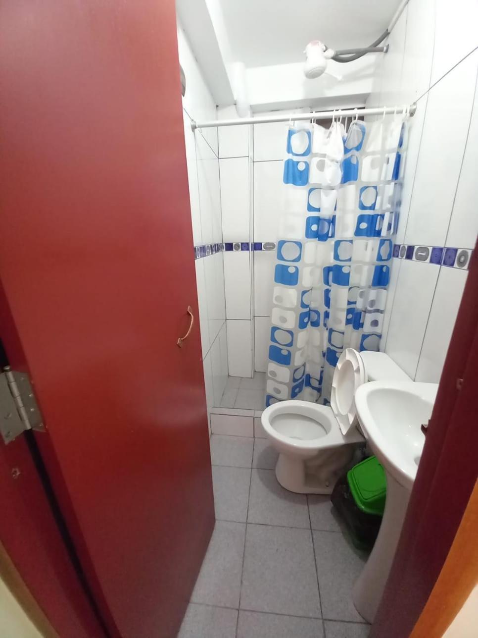 Hostal Mi Peru 查查波亚斯 外观 照片