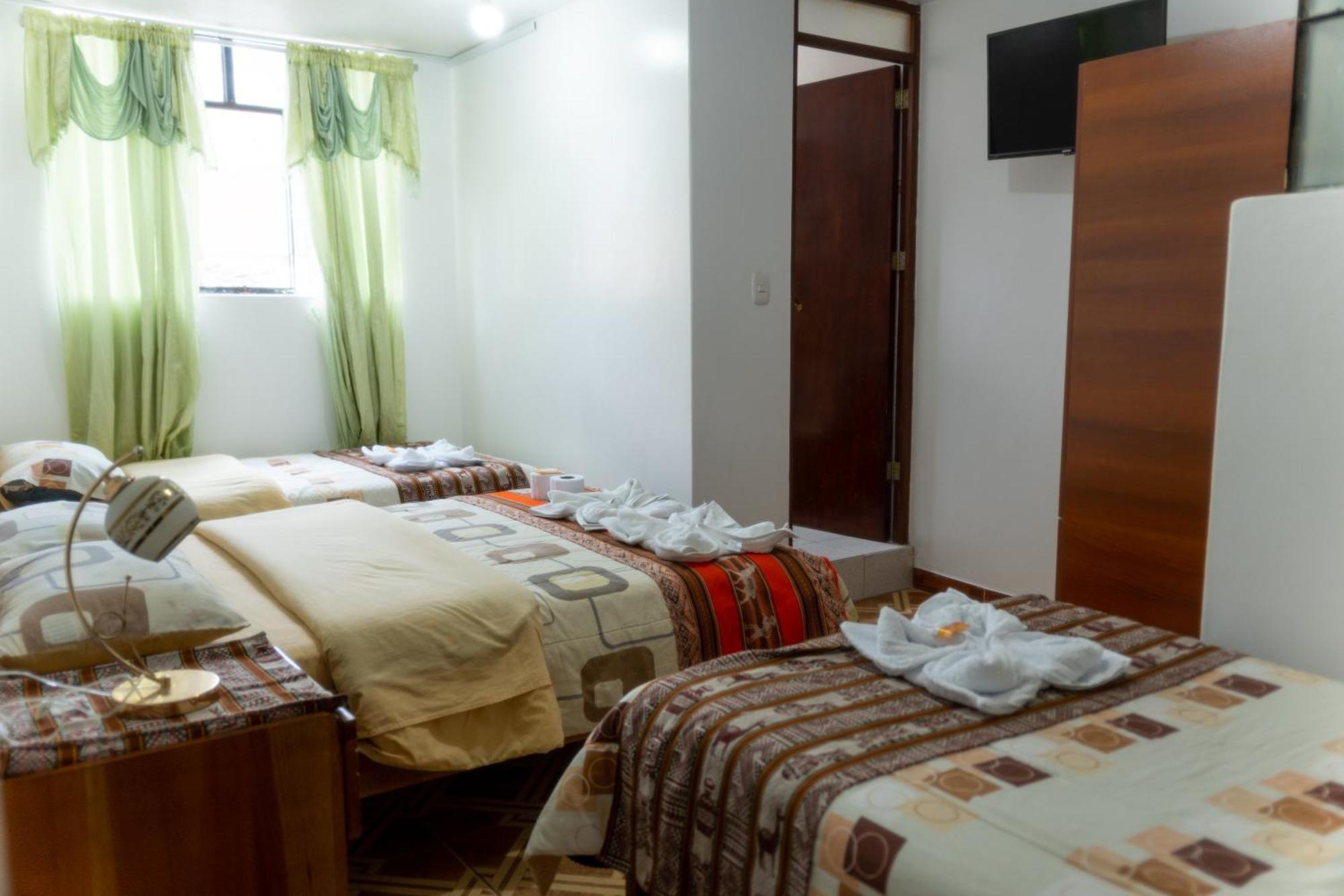 Hostal Mi Peru 查查波亚斯 外观 照片